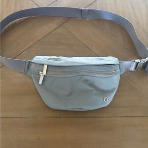 lululemon athletica Light Gray Shoulder/Waist Pack